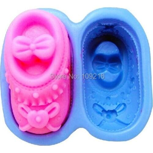 1pcs A Pair of Baby Shoes (H0157) Silicone Handmade Soap Mold Crafts DIY Mold