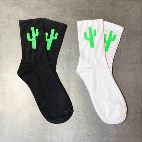 Tide brand palm green cactus black and white European and American street cotton tube men and women couple socks