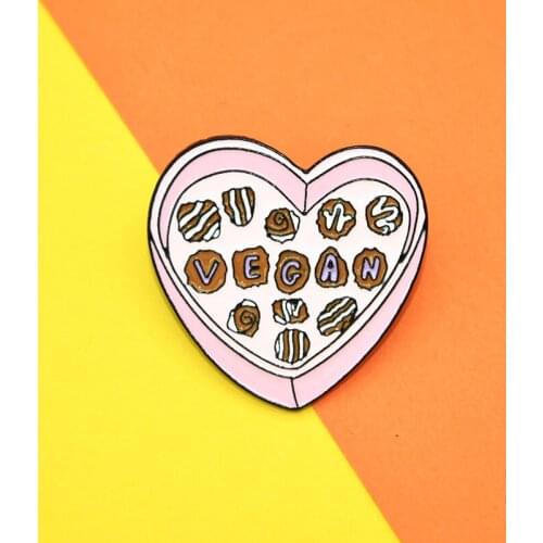 Pink Chocolate Gift Box Enamel Pin Pretty Brooch Bag Clothes Lapel Pin Sasha Away Badge Cartoon Jewelry Gift For Boys and Girls