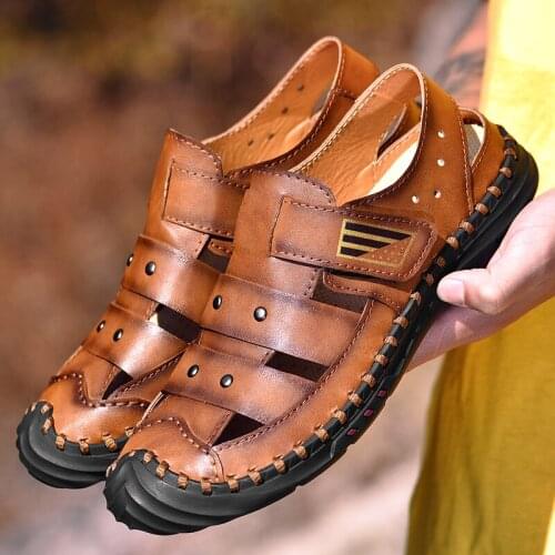 New Leather Mens Hollow Sandals Summer Beach Shoes Breathable Wear Resistant wWndproof Quick Drying Outdoor Sports Shoes