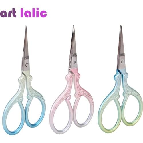1Pc Retro Gradient Nail Scissors Vintage Classic Embroidery Nail Art Stork Cuticle Scissors Cutters for Manicure Tools