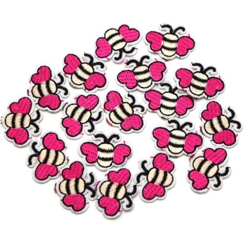 10PCS/LOT Pink Mini Bee Embroidered Patches Sew Iron On Badges For Dress Bag Jeans T Shirt DIY Appliques Craft Decoration