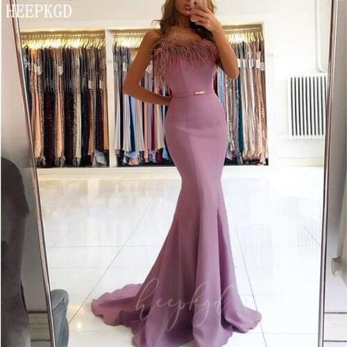 Sexy Dusty Rose Strapless Prom Dresses With Feathers Elastic Satin Mermaid Long Formal Occasion Women Dress Plus Size Party Gown