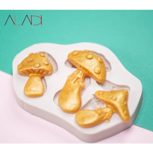 Mushroom Shape Cake Baking Molds Biscuit Maker Pastry Tools Accessories DIY Chocolate Molds Kitchen Tools AD027