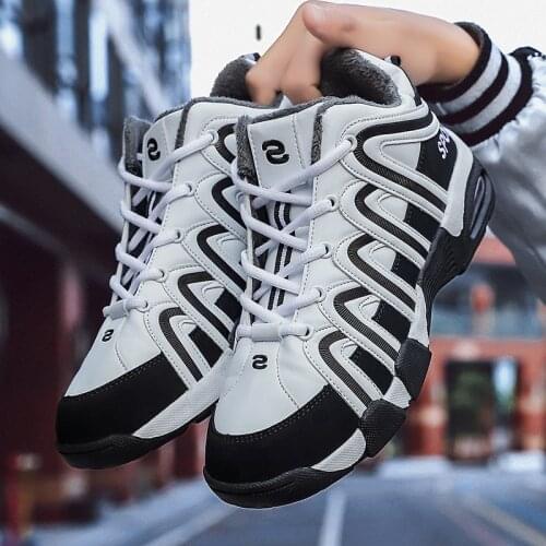 Sports and leisure outdoor mens casual shoes lace-up sports shoes trendy winter plus velvet warm mens shoes