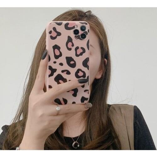 Vintage Leopard Phone Case for IPhone 11 Pro Max 12 Mini 7 8 Plus XS Max XR X SE 2020 Soft Silicone Case Pattern Fundas Shell