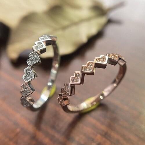 Designer original new silver inlaid crystal rules follow heart-shaped rose gold ring delicate and elegant ladies