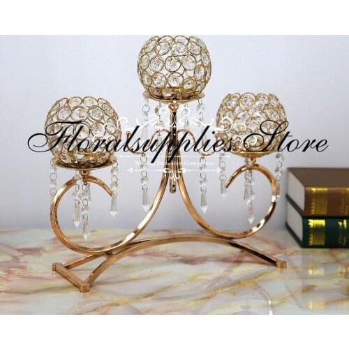 New Arrival 3 Arm Candelabra with Crystal Pendants Luxury Wedding Candle Holder Bride Accessories Marriage Decorations