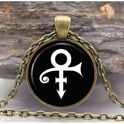 Prince Music Necklace Prince RIP Memorial Symbol Love Logo hermaphrodite Necklace Artist Gothic Glasses Pendant Necklaces Gift