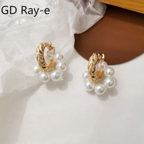Vintage Temperament C-shaped Women Earrings Pearl Fashion Earrings Set1388