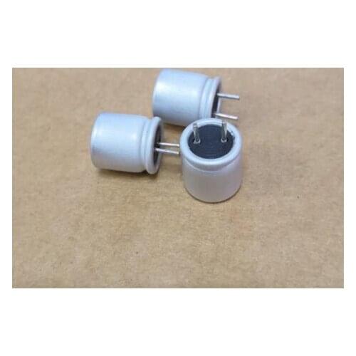 10pcs solid capacitor 8*8 6.3V560UF new motherboard graphics card solid capacitor 6.3V 560UF