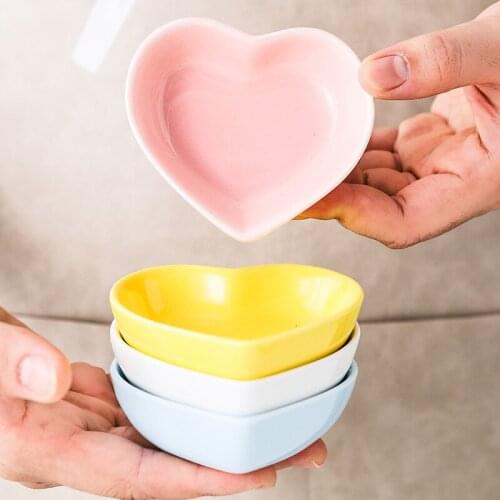 Ceramic Sauce Boat Creative Seasoning Bowl Vinegar Seasoning Soybean Dish Sauce Salt Snack Dish Dinner Plates Kitchen Gadgets