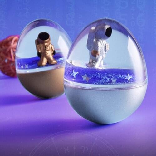 Q9QB Table Play Toy Kids Liquid Decor Astronaut Tumbler Portable Multifunctional Table Game Creative Kids Gift