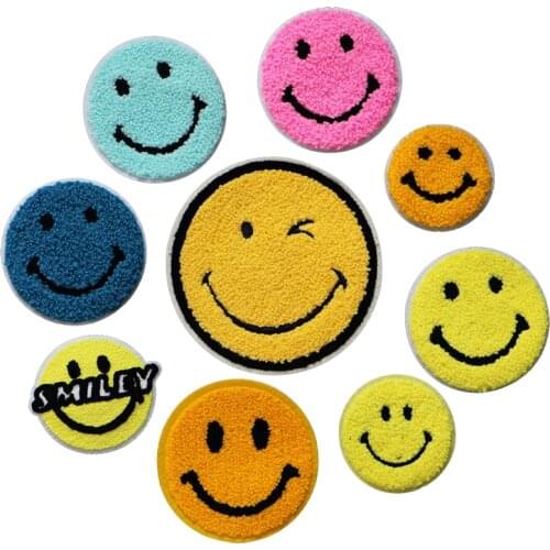 Cute Towel Smile Patch Embroidery Patch Clothes DIY Circular Sticker Cloth Sewing Bag / Jeans Decal