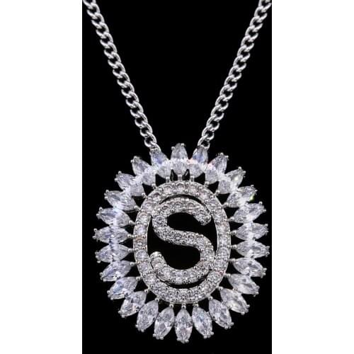 Bettyue Fashion Necklace For Women Hollow Out Shape CZ Fashion Circular Jewelry Letter S Muliticolors Noble Pendant In Party