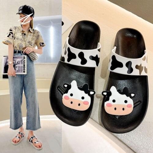 2021 Summer Cow Cartoon Casual Slippers Female Home Fashion Comfortable Cute Thick-soled Outer Flip Flops