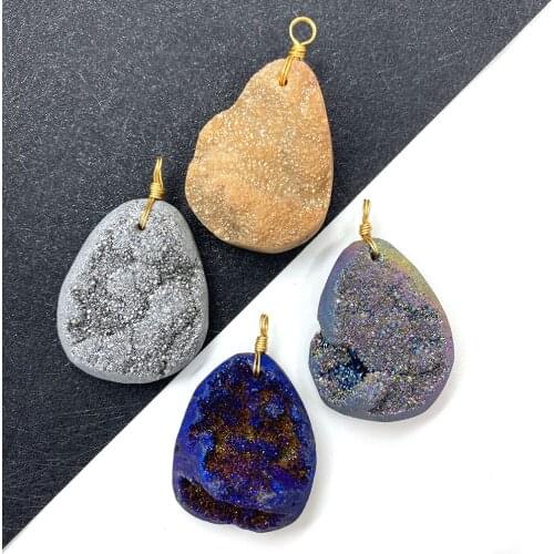 Natural Stone Drop Shaped Crystal Pendant, Used To Make DIY Jewelry Necklaces, Hand Fashion Accessories, Size 30x50-35x55mm