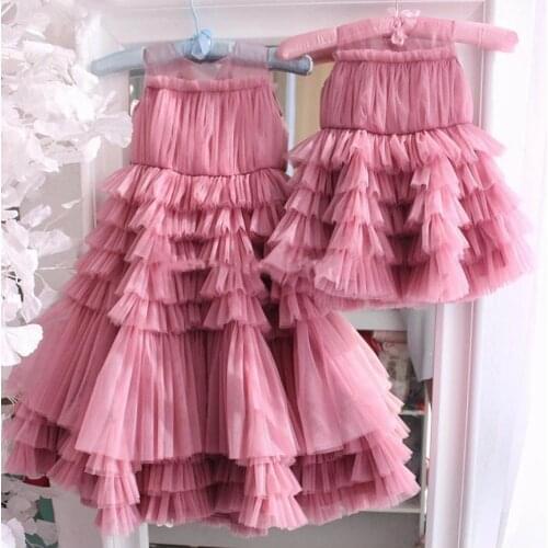 Puffy tiered mother daughter birthday party dresses ball gowns pink sleeveless mom and girls celebration dresess gowns custom