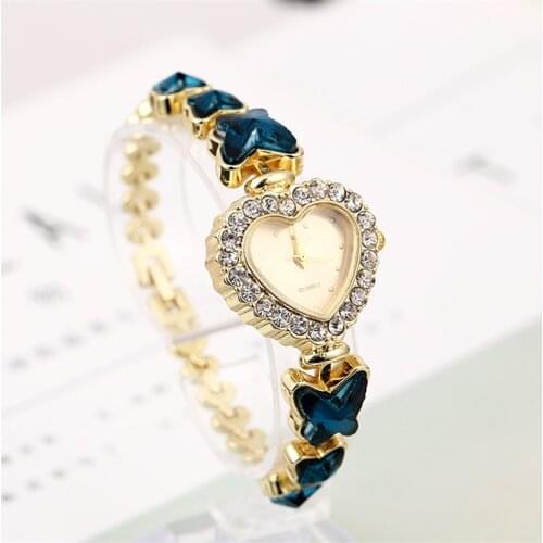 2018 New Fashion Casual Womens Watches Luxury Crystal Ladies' Bracelet Quartz Wristwatches relogio feminino Heart-shaped Pink