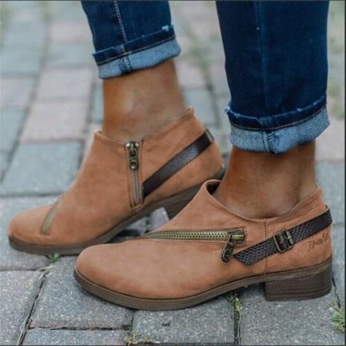 2021 New Women Ankle Boots Autumn Winter Low Heels Platform Ladies Shoes Zipper Buckle Strap Punk Boots Size 43 Women Shoes
