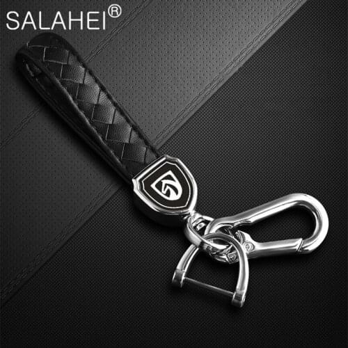 1X Leather Car Key Chain Detachable Metal Horseshoe Buckle Key For Baojun 510 730 360 560 RS-5 530 630 Auto Styling Accessories