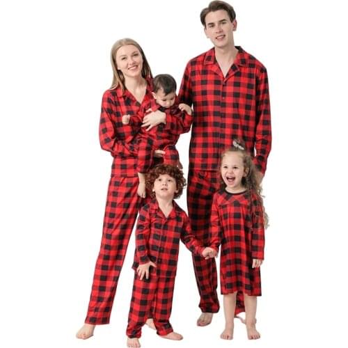 Christmas Family Matching Pajamas Mommy and Me Xmas Pjs Men Women Home Wear Father Mother Kid Sleepwear Baby Boy Girl Jumpsuit