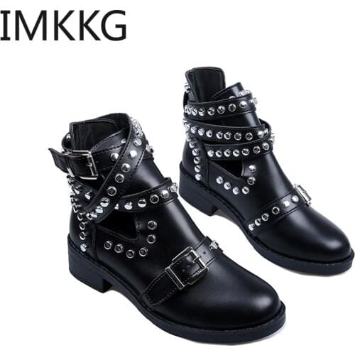 Autumn women Motorcycle ankle Martin boots shoes women PU Leather Fashion rivet low heels snow botas women shoes plus size 35-43