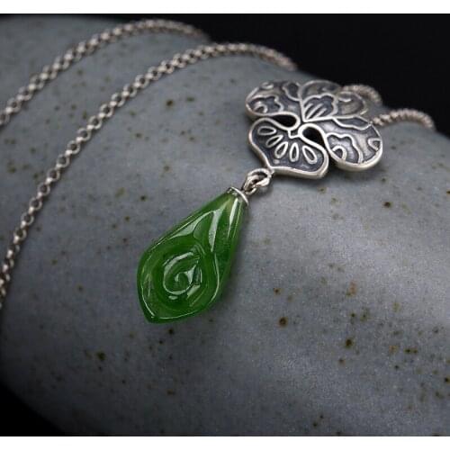 2018 Time-limited Jasper Round New S925 Pure Antique Inlaid Natural Hetian Jasmine Orchid Pendant Lady Clavicle Chain Wholesale