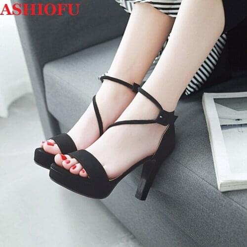 ASHIOFU Wholesale 2020 New Womens Chunky Heel Sandals Cross Buckle Strap Peep-toe Summer Shoes Party Prom Fashion Sandals Shoes