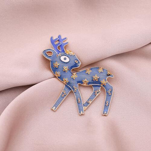 Elegant Christmas Deer Brooch Pin Cute Enamel Blue Plum Flower Sika Deer Brooches Pins Beautiful Animal Pin Winter Jewelry Gift