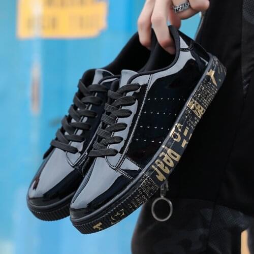 2021 Fashion Men Comfortable Sneakers Breathable Flat Casual Man Shoes Mens Youth Trend Leather Skateboarding Shoes Tenis Skate