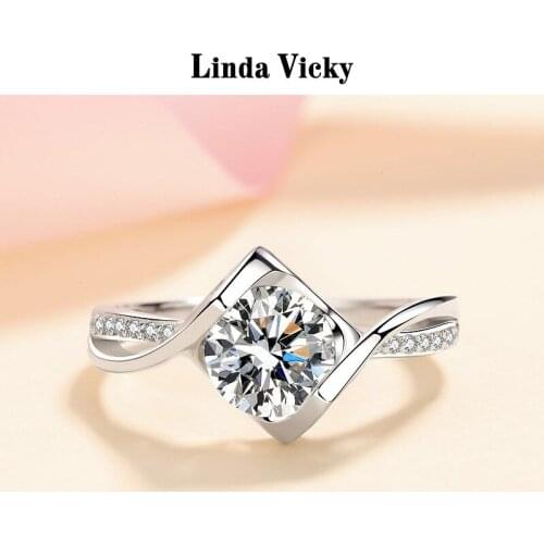 LINDA VICKY 2021 New 925 Sterling Silver Rings Women Luxury Romantic Jewelry Perfect Cut 0.5/1ct VVS Moissanite Engagement Ring