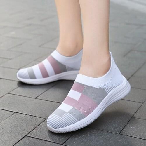 Large new mesh breathable casual womens shoes non slip shallow sock shoes flat sole large walking shoes 35-43