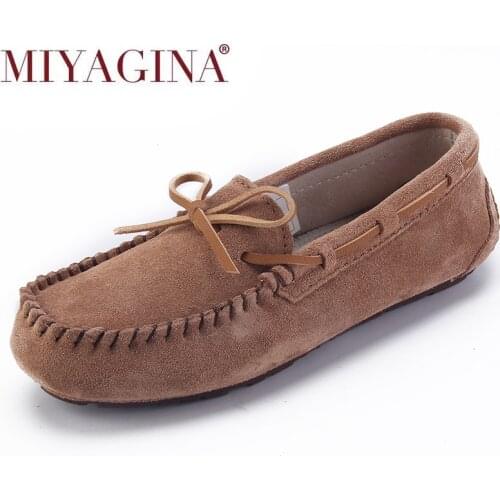 Top Fashion Womens Flat Shoes Genuine Leather Woman Shoes Flats Casual Loafers Soft Slip On Moccasins Lady Driving Shoes