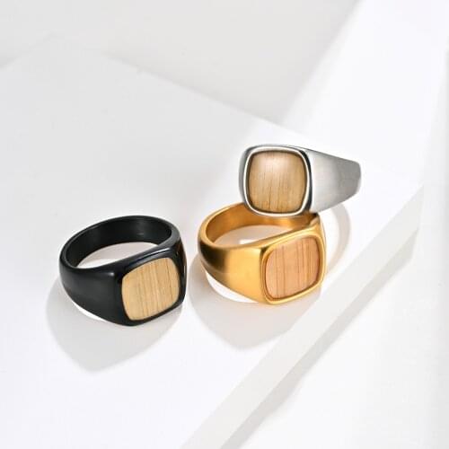 European and American Street fashion fan titanium steel plated 18K gold inlaid veneer fashion mens ring ring square inlaid wood