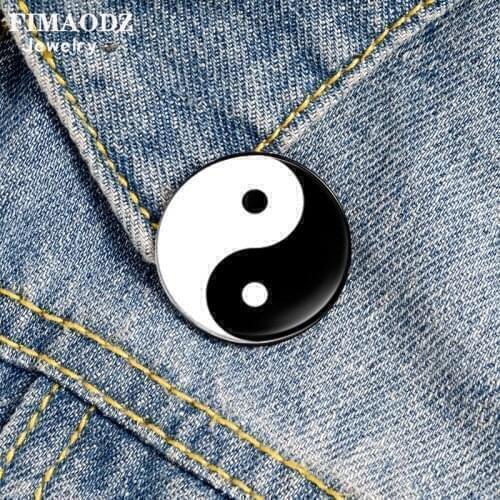 FIMAODZ Yin Yang Brooches Black White Tai Chi Butterfly Dragon Cat Pattern Round Brooch Glass Crystal Gem Metal Pins