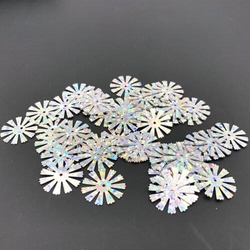 10g/200pcs/pack 16mm Snowflake PVC Sequins With 1 Center Hole Paillettes Christmas Ornaments DIY Clothes Lentejuelas accessories