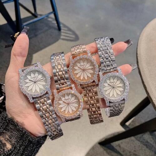 Vogue Girls Romantic Blooming Water Lily Floral Watches for Women Shinning Crystals Dress Wrist watch Full Steel Bracelet Watch