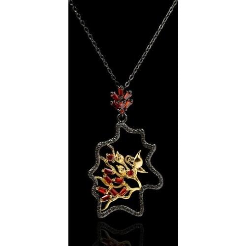 Simple temperament womens black gold two-color clavicle chain light luxury inlaid zircon sweet flower pendant necklace