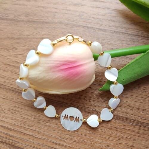 30pc Natural white MOM Hollow Letter Mother Pearl shell Bead Round MAMA Letters Pearl shell with 8mm heart & gold bead Bracelet