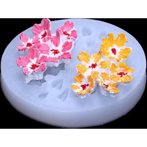 Automobile Fragrance New Style Small Flower Petals Silicone Mold 15-957