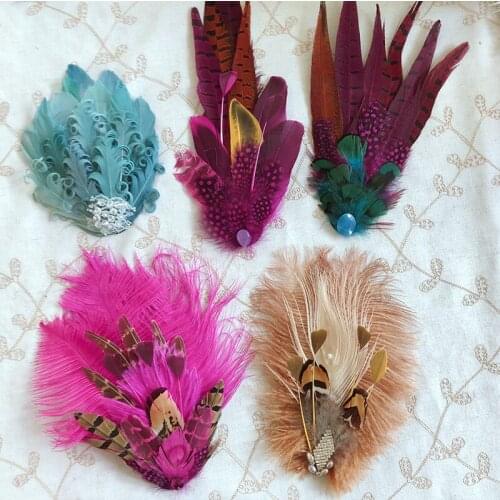 Ostrich feather feather stage performance exaggerated ornament hairpin chest flower head ornament Brooch special purpose orphan