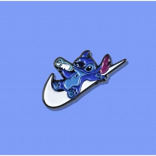 Disney Kawaii Stitch Enamel Brooch Pins Badge Lapel Pin Brooches Collar Jeans Jacket Fashion Jewelry Accessories
