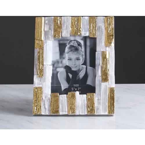 Creative Luxury Gold Leaf Natural Spar Photo Frame Decor Home Living Room Hotel Soft Decoration Tabletop Decorative Ornaments
