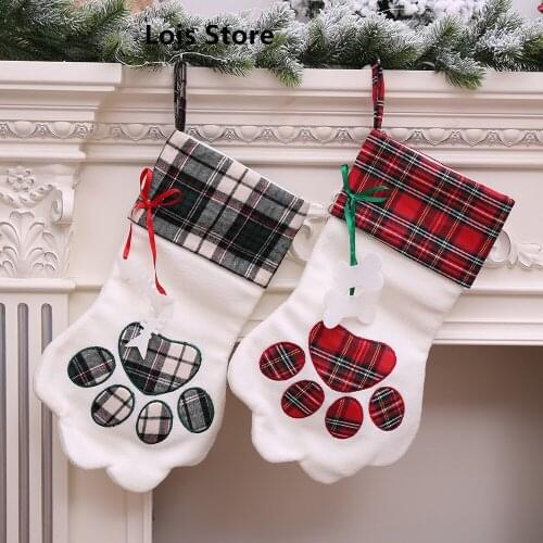 New Arrival 2018 Large Plaid Paw Christmas Stocking for Dog Cat Christmas Gift Bags Xmas Tree Ornaments New Year Decoration