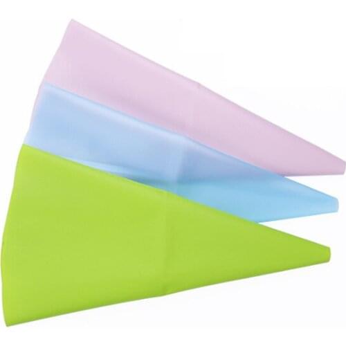 Silicone Piping Bag Confectionery Bag Silicone Icing Piping Cream Pastry Bag Nozzle for Cake Fondant DIY Baking Decorating Tools
