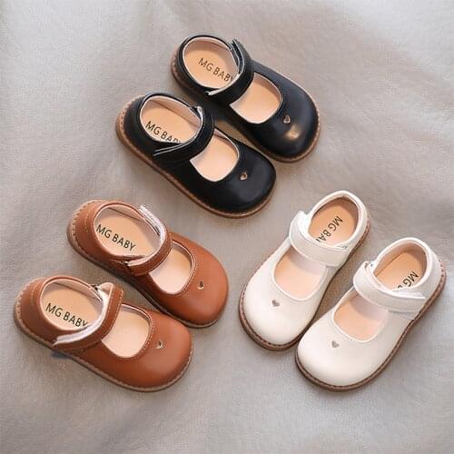 Spring Autumn Kids Leather Shoes Mary Janes Girls Shoes Hart Heart shaped hollow out Children Dress Shoes Baby Princess Shoe