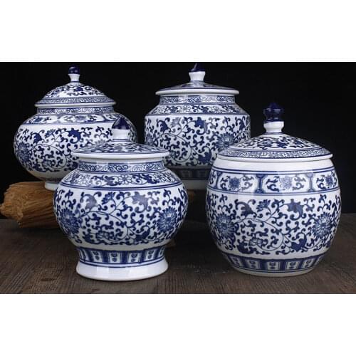 Handicraft Ceramic Vases Round Storage Jar Tea Caddy Classical Painted Blue and White Porcelain Tabletop Vase Vintage Home Decor
