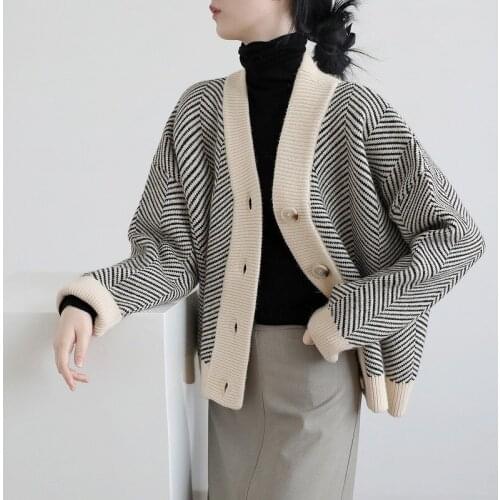 Autumn Retro Knitted Cardigan Womens Stripe Sweaters Loose Coat Thick V-Neck Single Breasted Cardigans Women Oversized Sweater