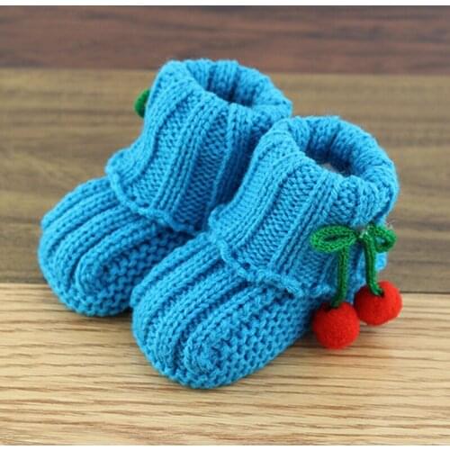 Baby Boys Girls Knitted Shoes Handmade Zapatos Para Bebe Crib Shoes 0-6 Months Cute Infant Toddler Cherry Shoes Dropshipping